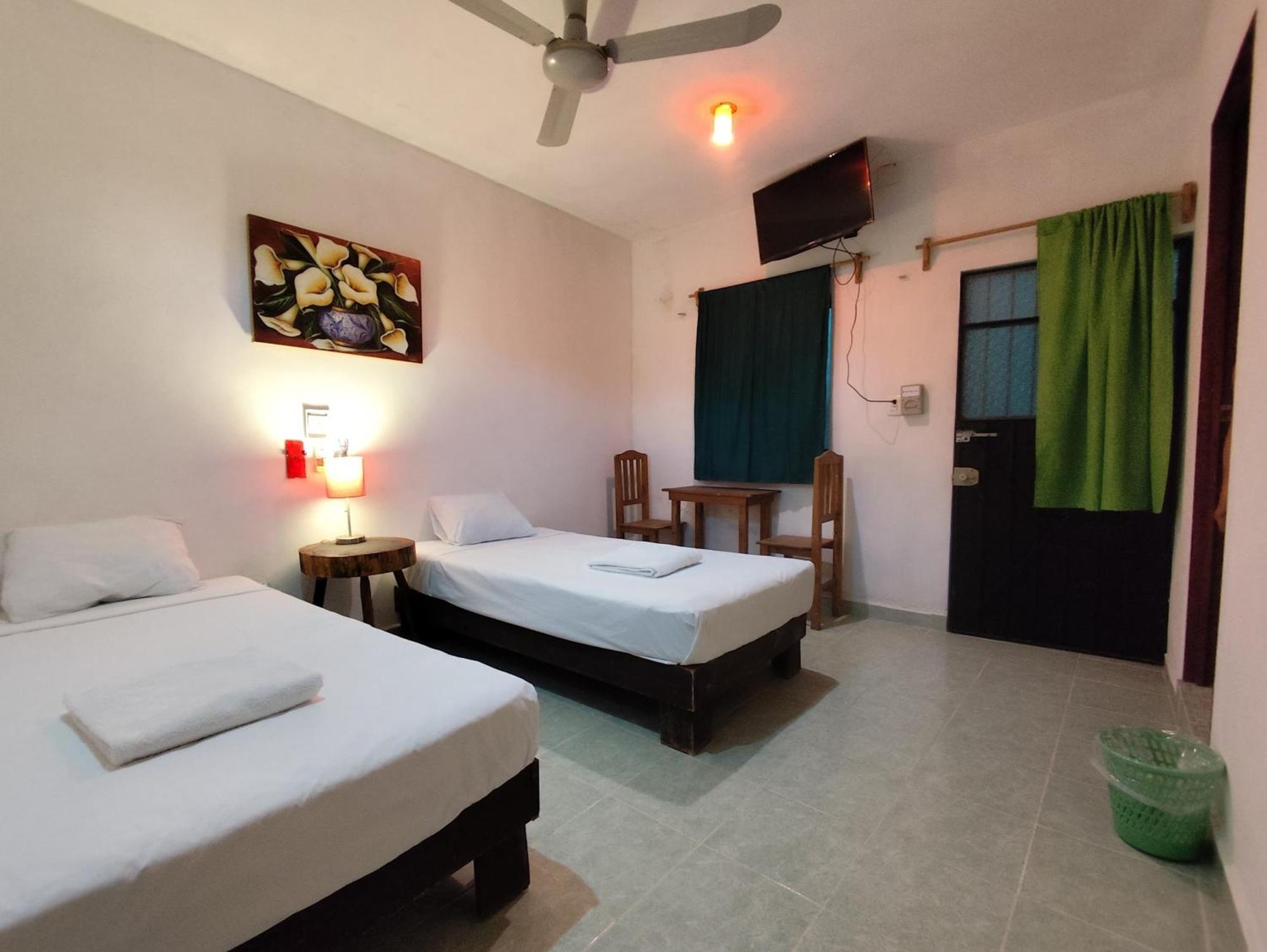 Alojamiento Ya'ax Nah Playa del Carmen Bagian luar foto